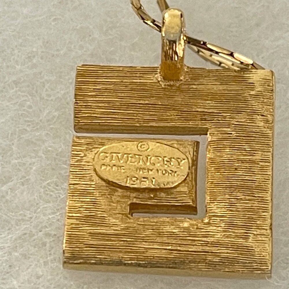 Givenchy Black Stone and Gold Plated G Necklace - Picture 2 of 4